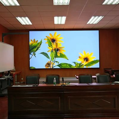 HD 1/43Scan Innenwerbung LED-Display-Bildschirm SMD2121 Hochfrischungsrate